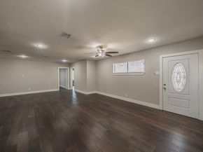 2204  Dunloe Avenue , Dallas Texas 75228