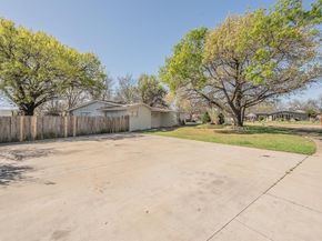 2204  Dunloe Avenue , Dallas Texas 75228