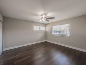 2204  Dunloe Avenue , Dallas Texas 75228