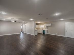 2204  Dunloe Avenue , Dallas Texas 75228