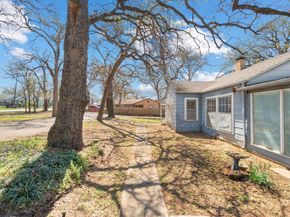 825  Sam Calloway Road , Fort Worth Texas 76114