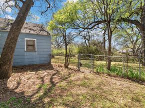 825  Sam Calloway Road , Fort Worth Texas 76114