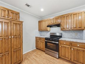 2004  Glen Creek Court , Arlington Texas 76015