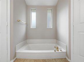 2004  Glen Creek Court , Arlington Texas 76015