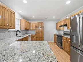 2004  Glen Creek Court , Arlington Texas 76015