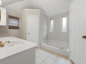 2004  Glen Creek Court , Arlington Texas 76015