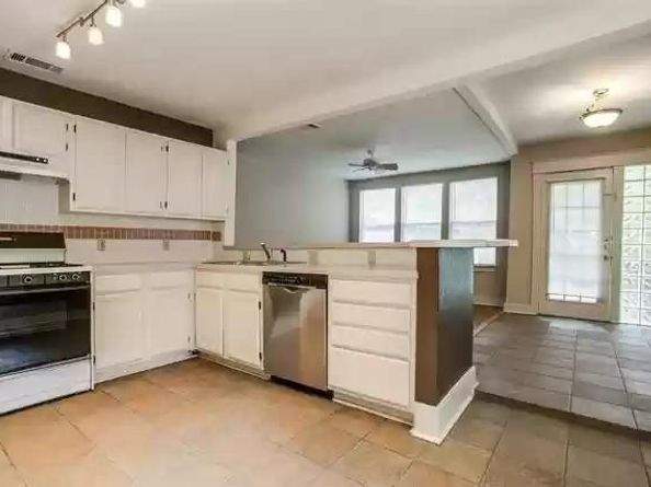5838  Belmont Avenue , Dallas Texas 75206