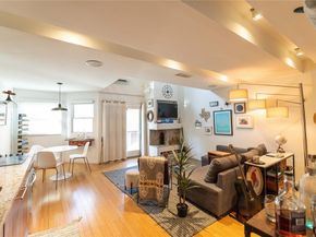 3033  San Jacinto Street  322, Dallas Texas 75204