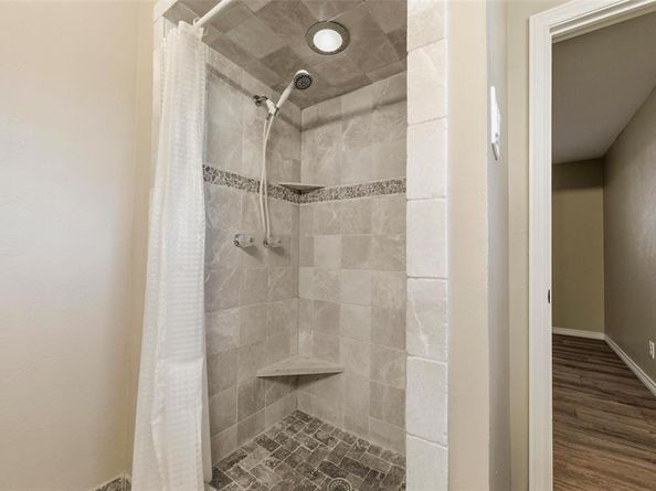 714  Royal Oaks Drive , Garland Texas 75040