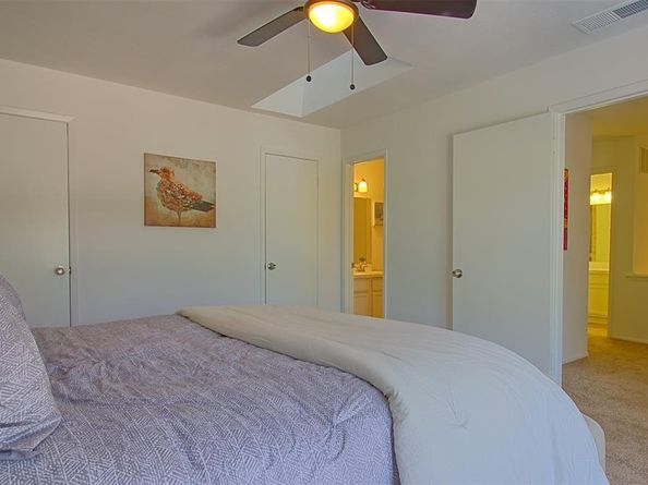 7510  Holly Hill Drive  105, Dallas Texas 75231