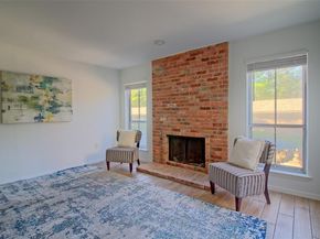 7510  Holly Hill Drive  105, Dallas Texas 75231