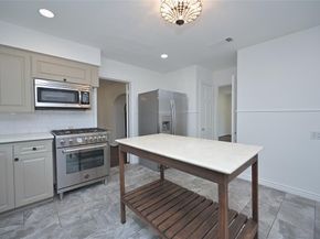 2226  Carnes Street , Dallas Texas 75208