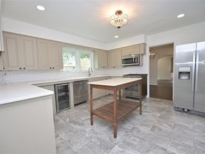 2226  Carnes Street , Dallas Texas 75208