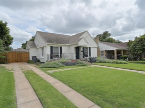 2226  Carnes Street , Dallas Texas 75208