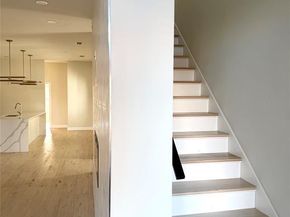 2419  Crossman Avenue , Dallas Texas 75212