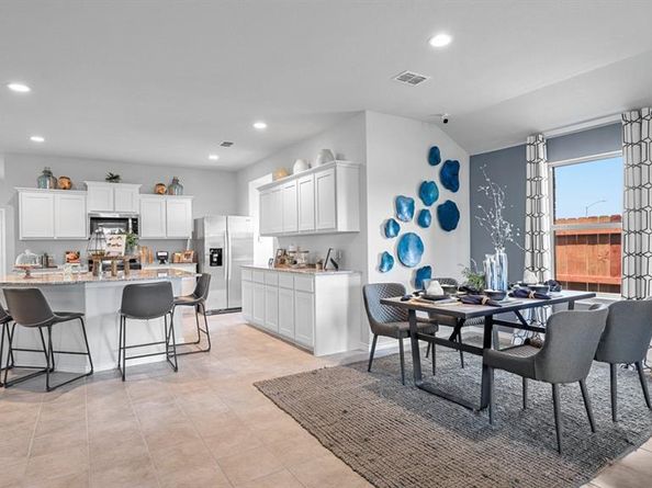 1732  LEEVON Lane , Fort Worth Texas 76140