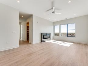 1900 S Ervay Street  602, Dallas Texas 75215