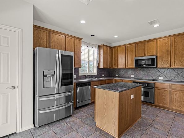 2007  Chittam Drive , Euless Texas 76039