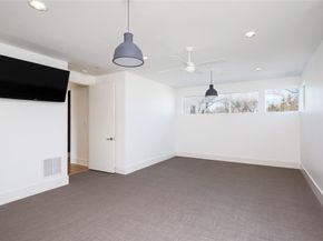 6446  Prestonshire Lane , Dallas Texas 75225