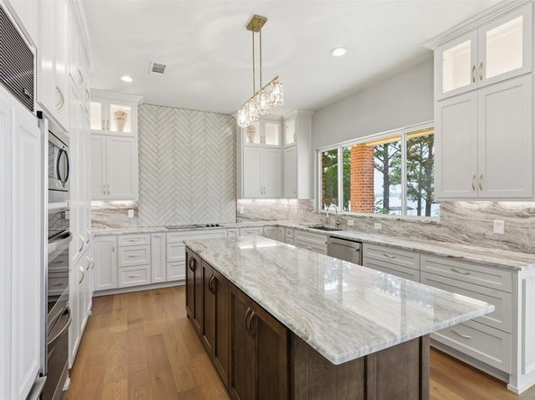 5815  Bay Club Drive , Arlington Texas 76013