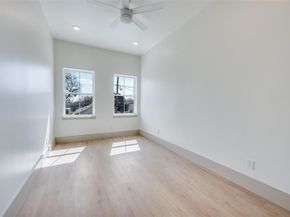 3613  lafayette  , Fort Worth Texas 76107