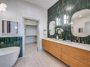 3613  lafayette  , Fort Worth Texas 76107