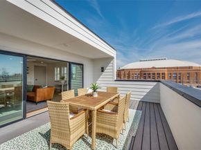 3613  lafayette  , Fort Worth Texas 76107