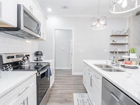 4006  Metropolitan Avenue , Dallas Texas 75210