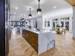 1000 W Wintergreen Road , DeSoto Texas 75115