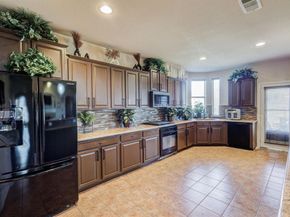 936  Bending Oak Drive , Cedar Hill Texas 75104