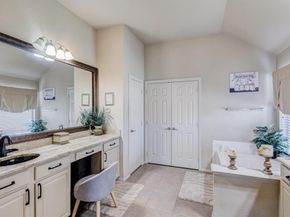 936  Bending Oak Drive , Cedar Hill Texas 75104