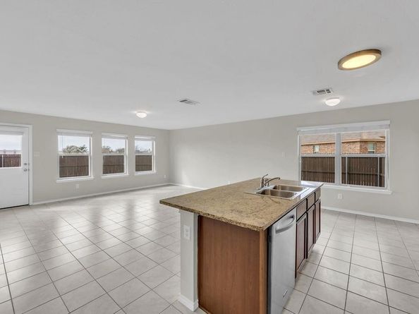 2535  Brentwood  , Lancaster Texas 75134