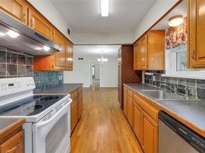 1020  Tower Drive , Cedar Hill Texas 75104