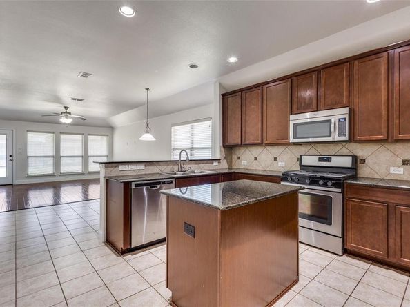 808  Goldenmist Drive , Little Elm Texas 75068