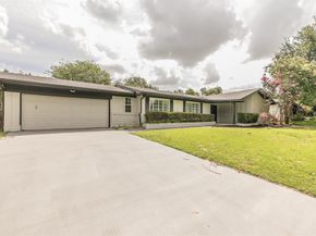 4348  Selkirk Drive W, Fort Worth Texas 76109