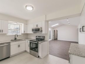 4348  Selkirk Drive W, Fort Worth Texas 76109