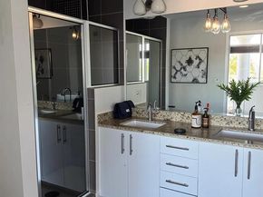 1001  Belleview Street  201, Dallas Texas 75215