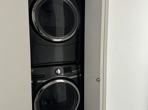 1001  Belleview Street  201, Dallas Texas 75215