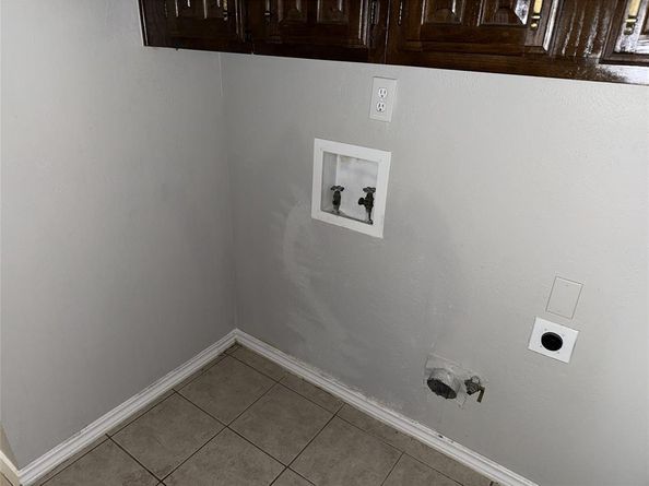 3502  Clover Meadow Drive , Garland Texas 75043