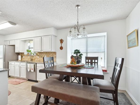 3129  Regency  , Carrollton Texas 75007