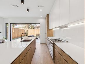 5635  Matalee Avenue , Dallas Texas 75206