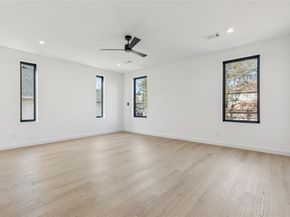 5635  Matalee Avenue , Dallas Texas 75206