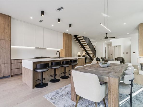 5635  Matalee Avenue , Dallas Texas 75206