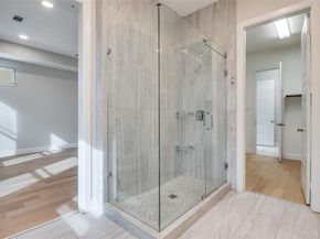 5435  Ashby Grove Street , Dallas Texas 75209