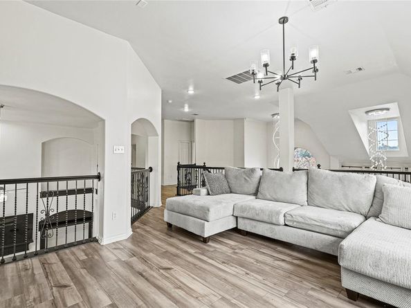 942  Marisa Lane , DeSoto Texas 75115