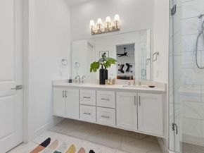 737 N Zang Boulevard  102, Dallas Texas 75208