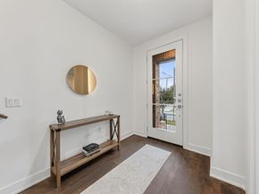 737 N Zang Boulevard  102, Dallas Texas 75208