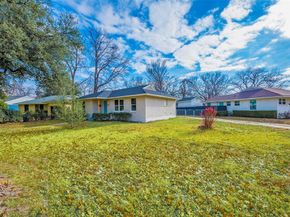 3102  Santa Teresa Avenue , Dallas Texas 75228