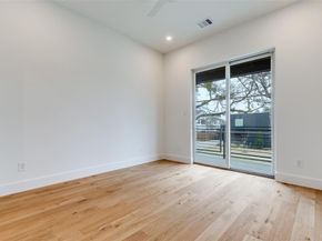 3733  Manana Drive , Dallas Texas 75220