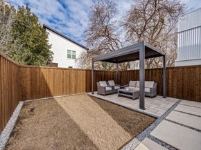 929  Bayonne Street , Dallas Texas 75212